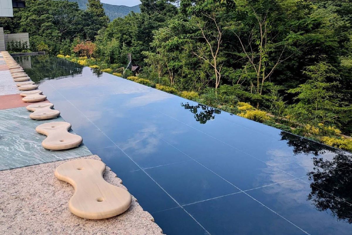 Foot bath at Hakone Open-air Museum