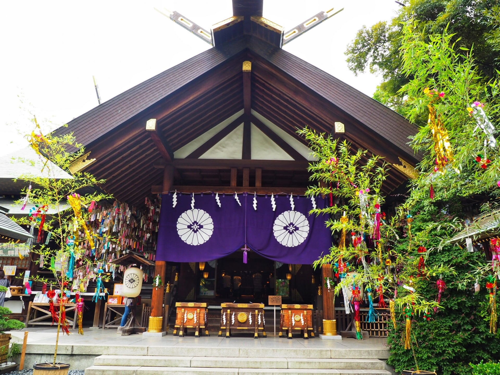 The main hall of Tokyo Daijingu Shrine