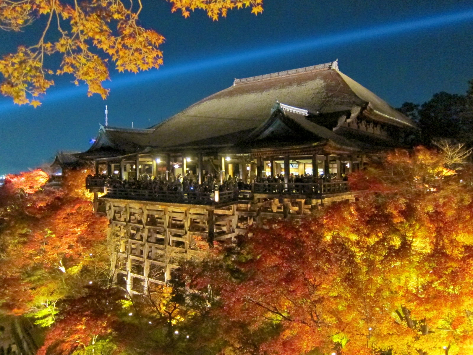 japan tourism in october