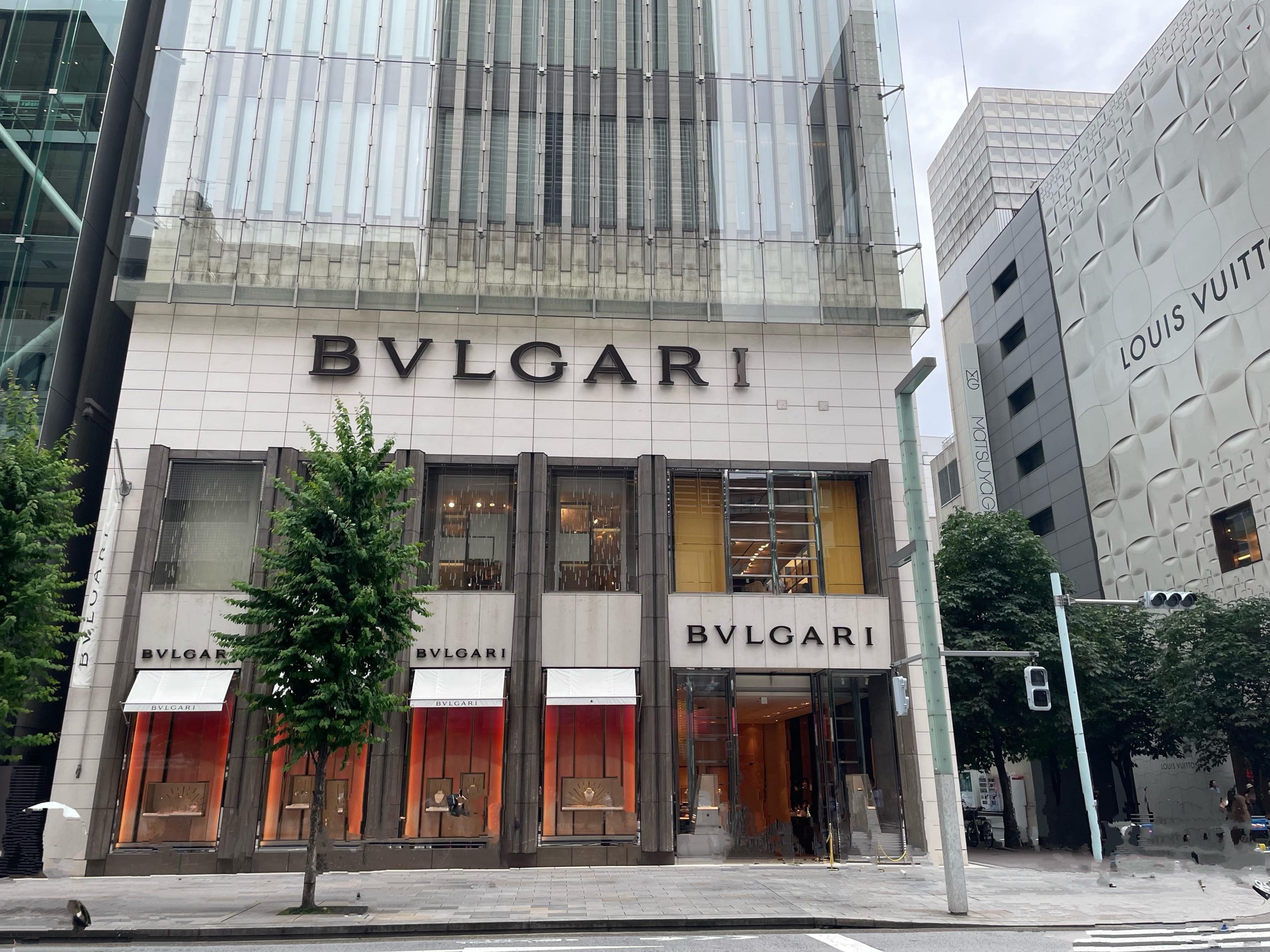 The entrance of Bvlgari Ginza Tower