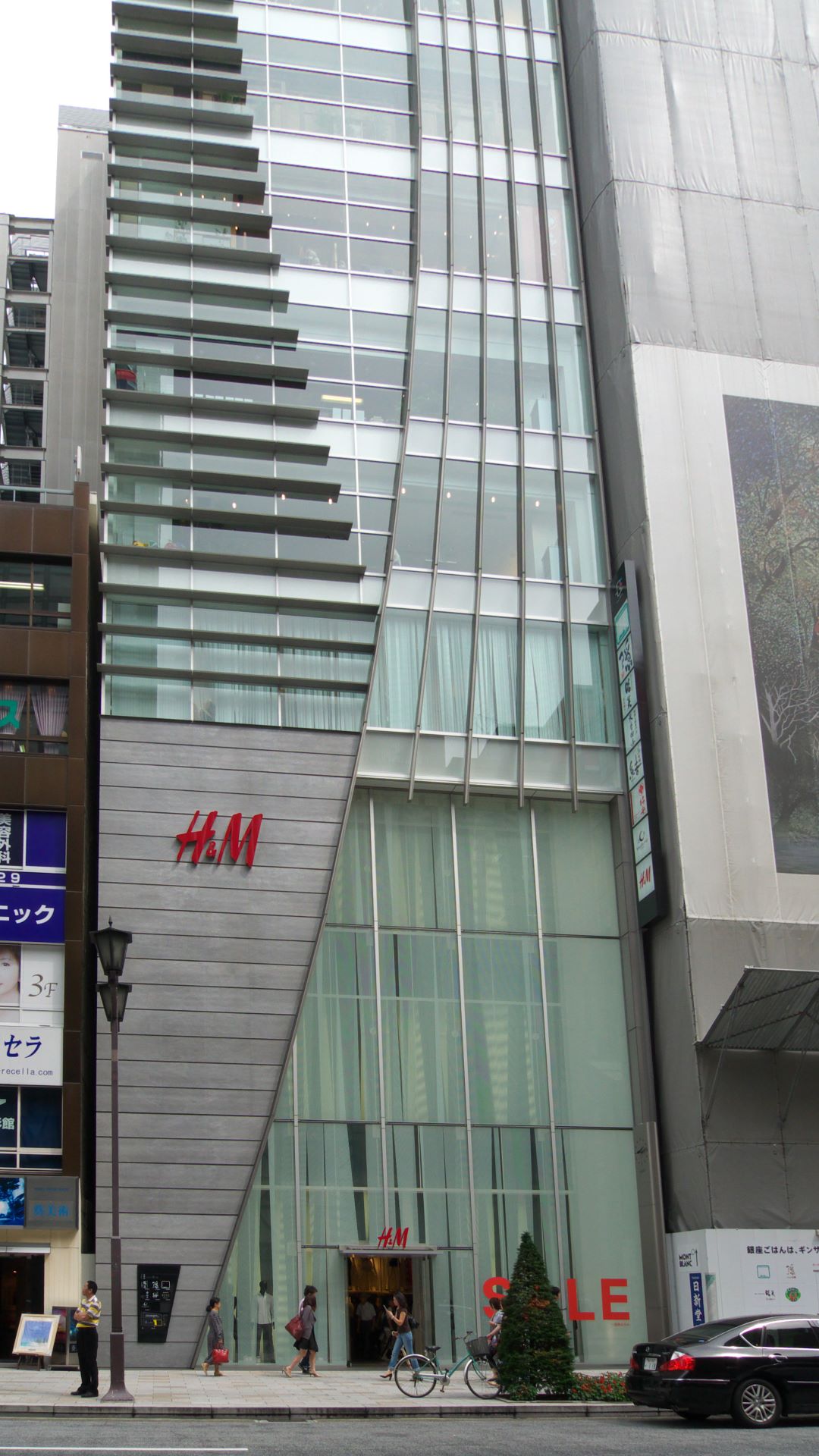 H&M Ginza