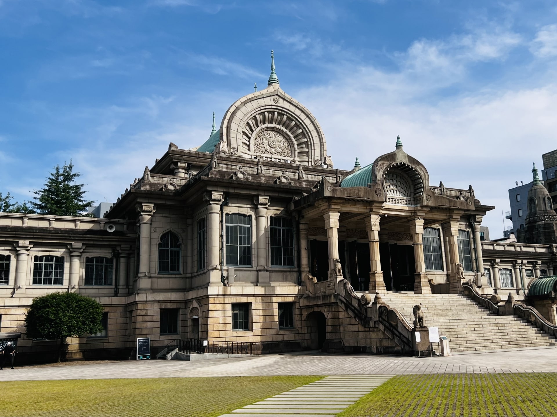 must visit temple in tokyo