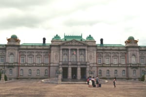 Akasaka Palace: Make a Quick Trip to Europe While You Are in Tokyo!