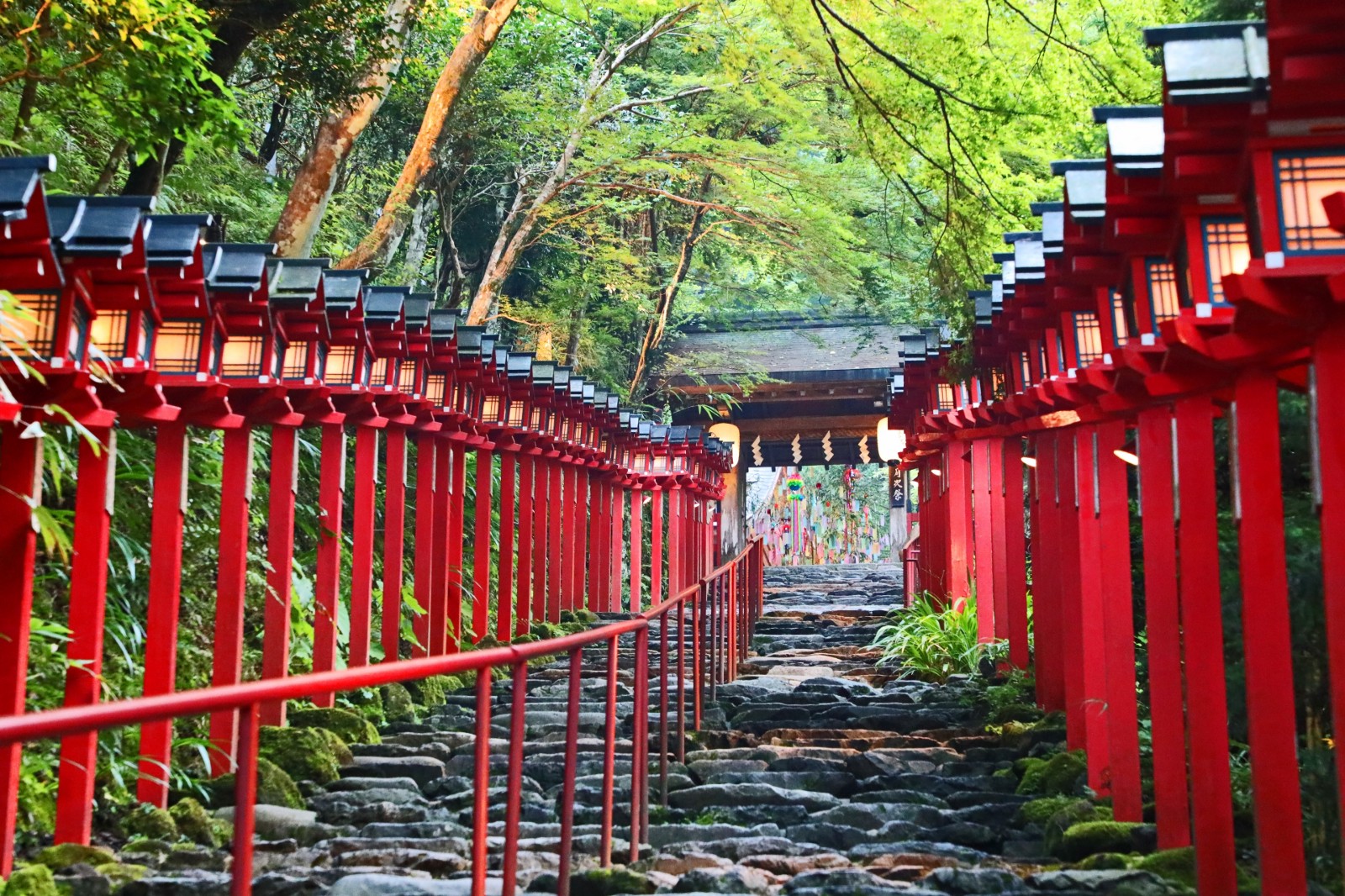 kyoto places to visit at night