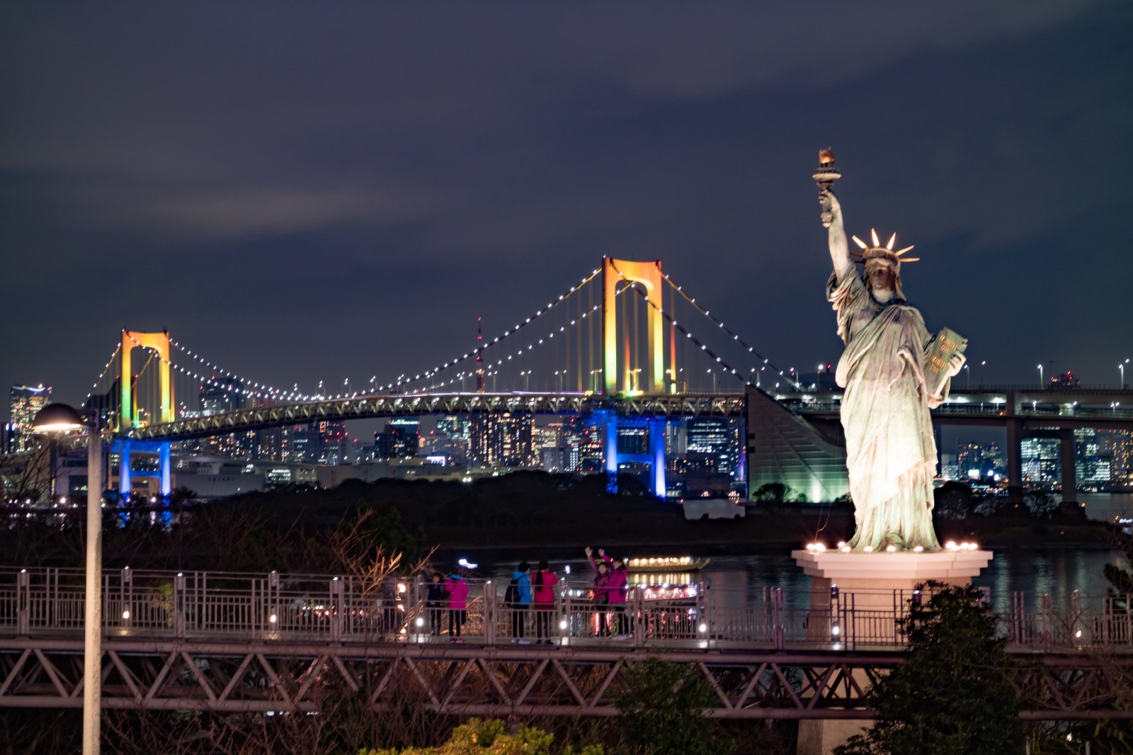 Night View of Odaiba with rainbow bridge and statue of liberty