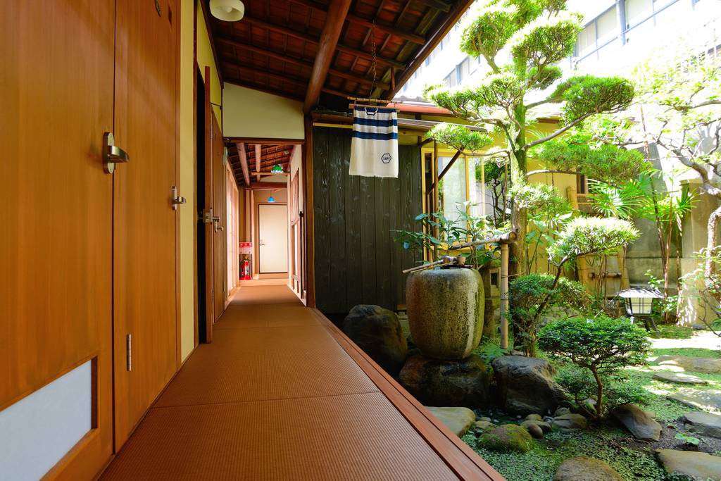 airbnb tours kyoto