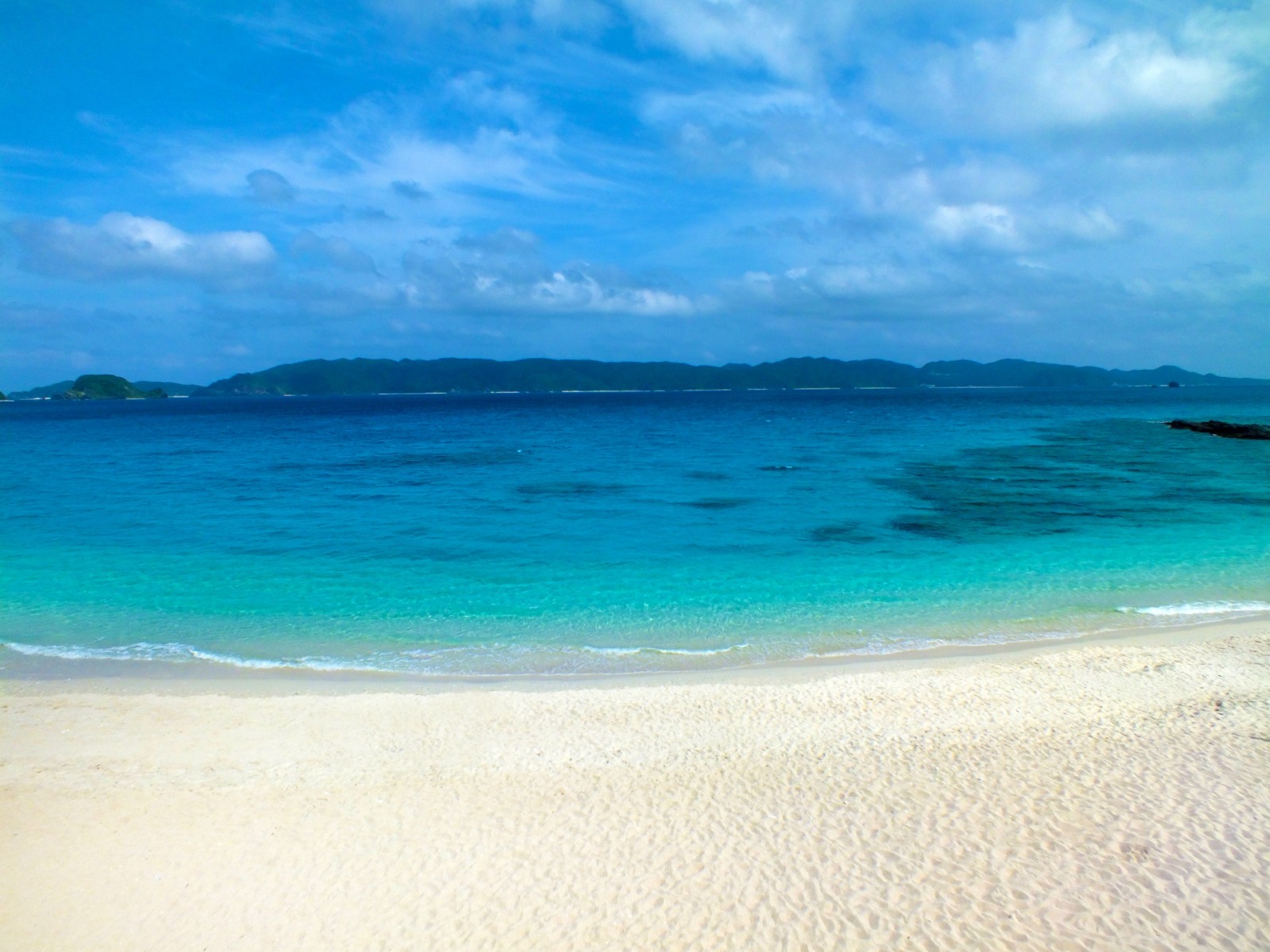 5 Best Beaches in Okinawa - Japan Web Magazine