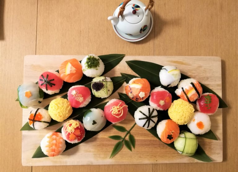 Temari Sushi Cooking Class in Tokyo
