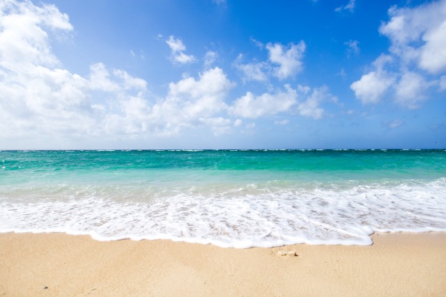 Crystal clear water of Okinawa beach