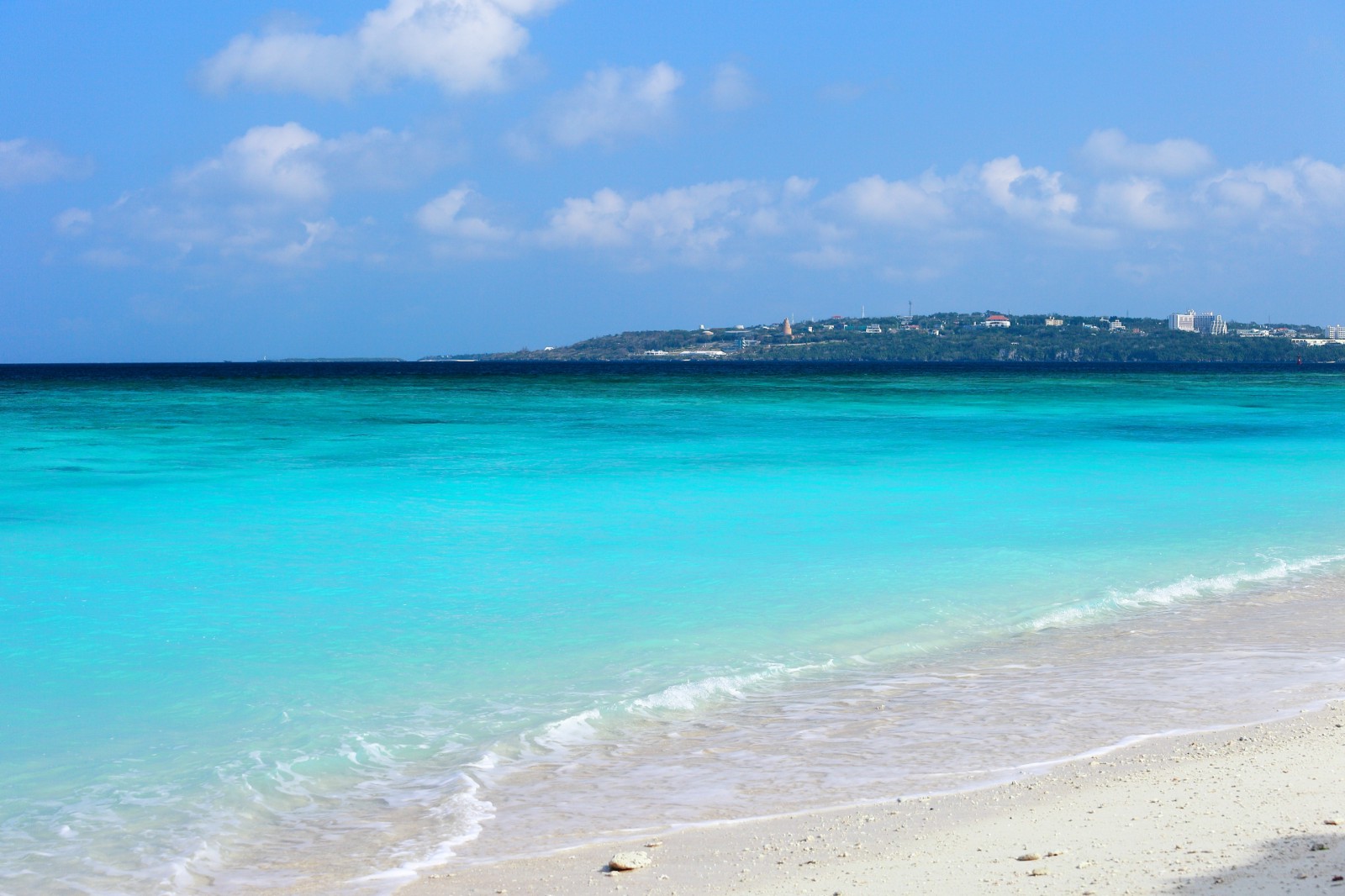 Dive into the white sand beaches of Okinawa 2