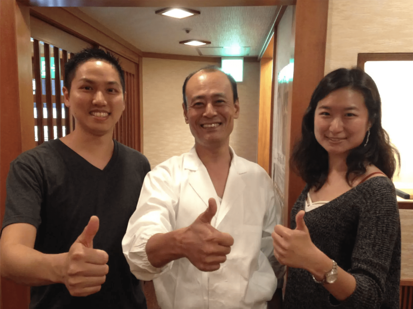 Guests with Takashi Ono at Sukiyabashi Jiro Roppongi
