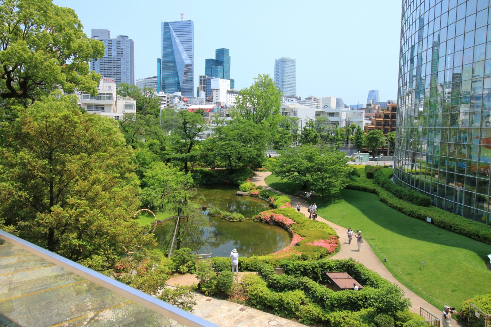 Mori Garden Roppongi Cherry Blossoms 21 Japan Web Magazine