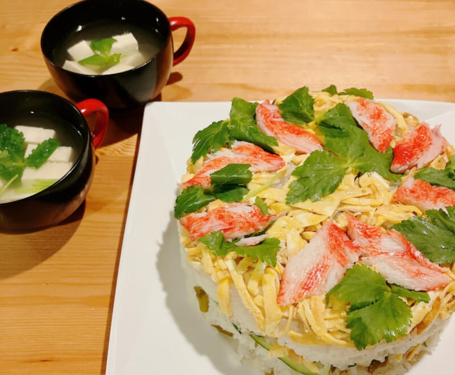 Decorated Sushi-cake＆Calligraphy Experience