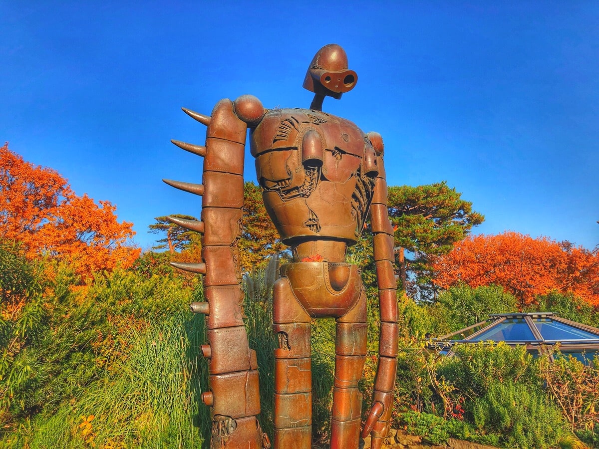 A robot soldier on the rooftop garden of Ghibli Museum