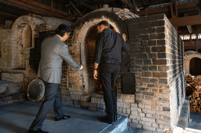 Discover the Secrets of Arita’s Historical Kakiemon Kiln