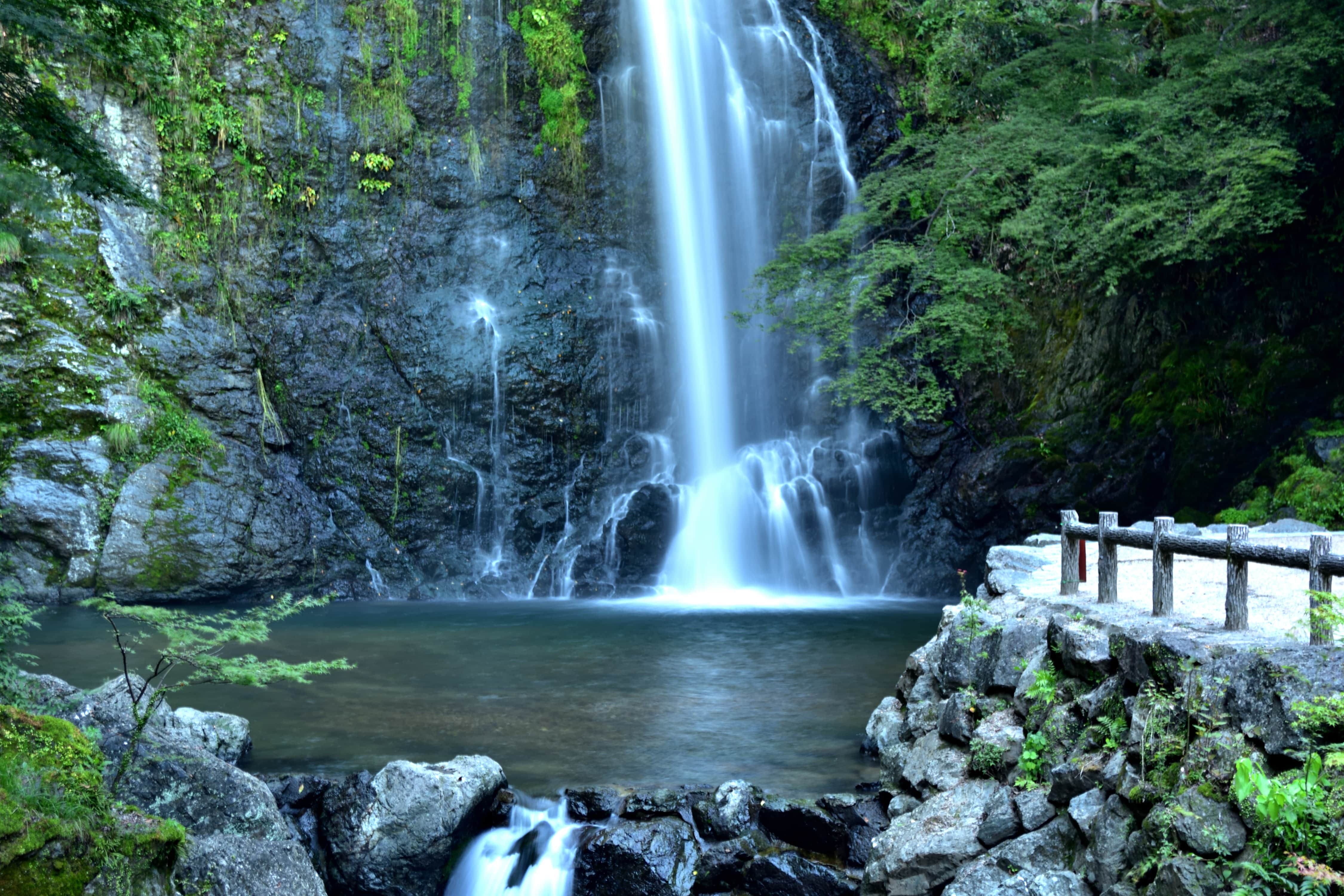 Minoo Falls