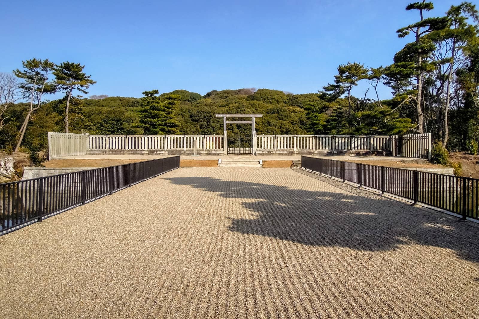 Entrance of Emperor Nintoku Tomb