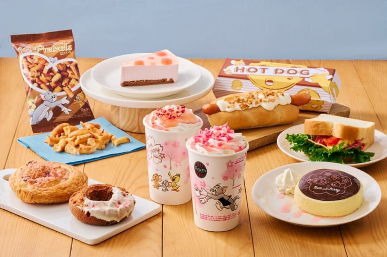 Tully’s Coffee x Tom and Jerry Cherry Blossom Collection