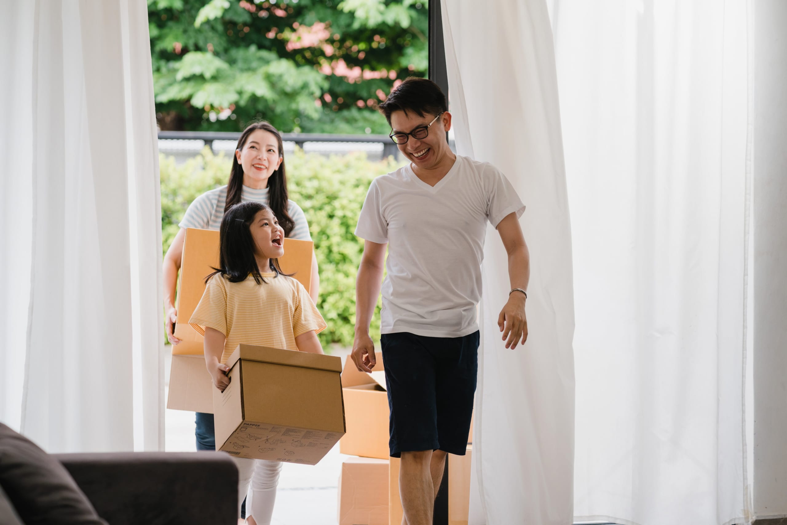 family movin into new house