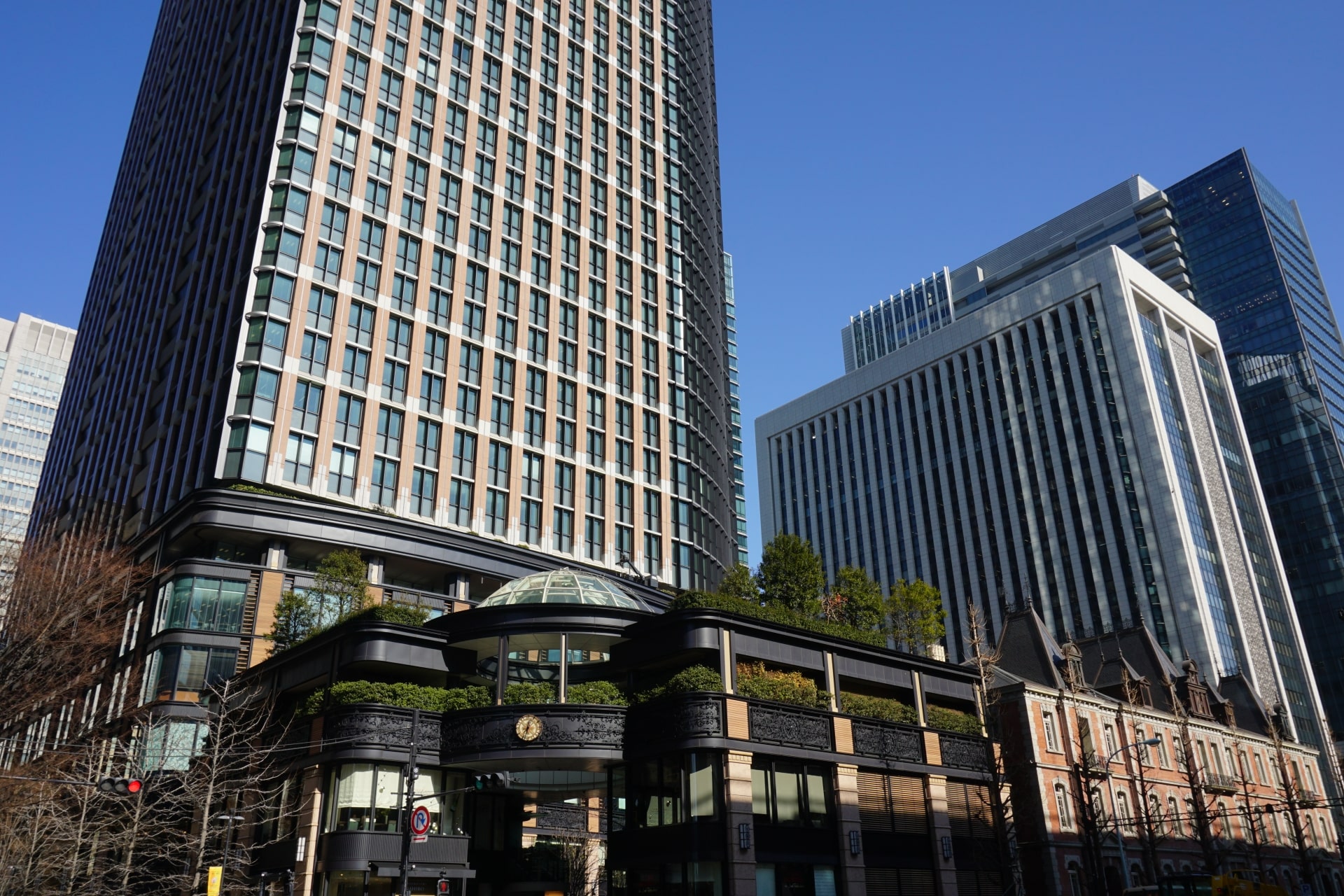 Marunouchi Brick Square