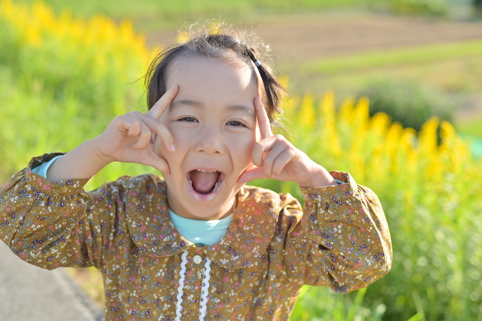 Funny Japanese kid