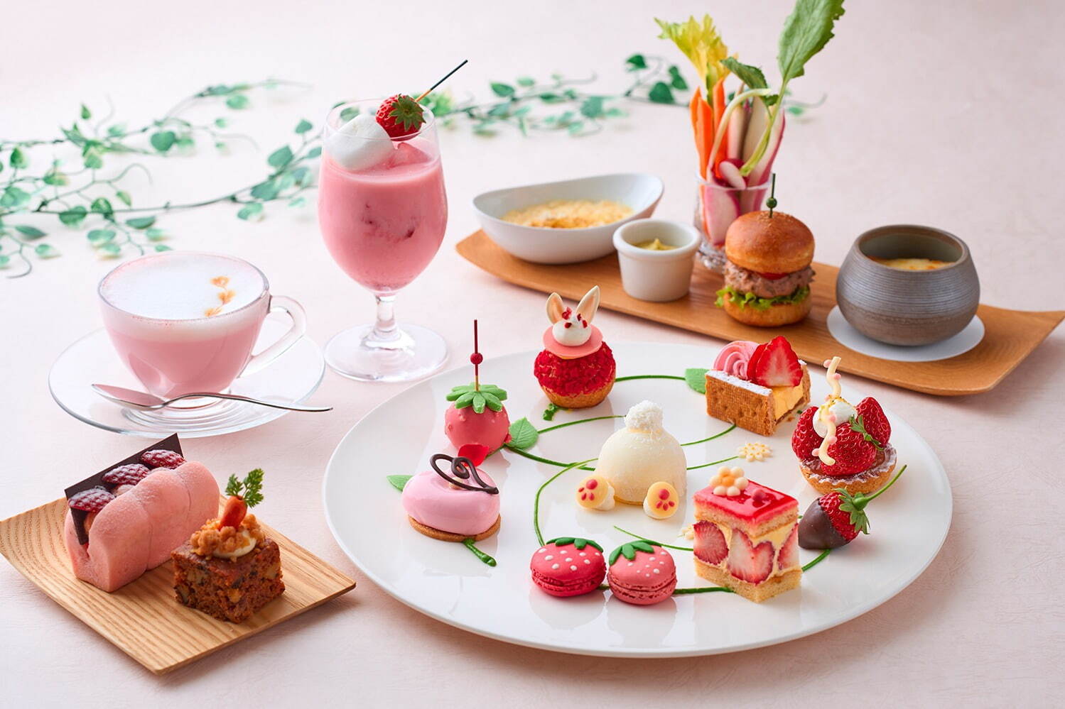 Hyatt Regency Tokyo Strawberry Afternoon Tea