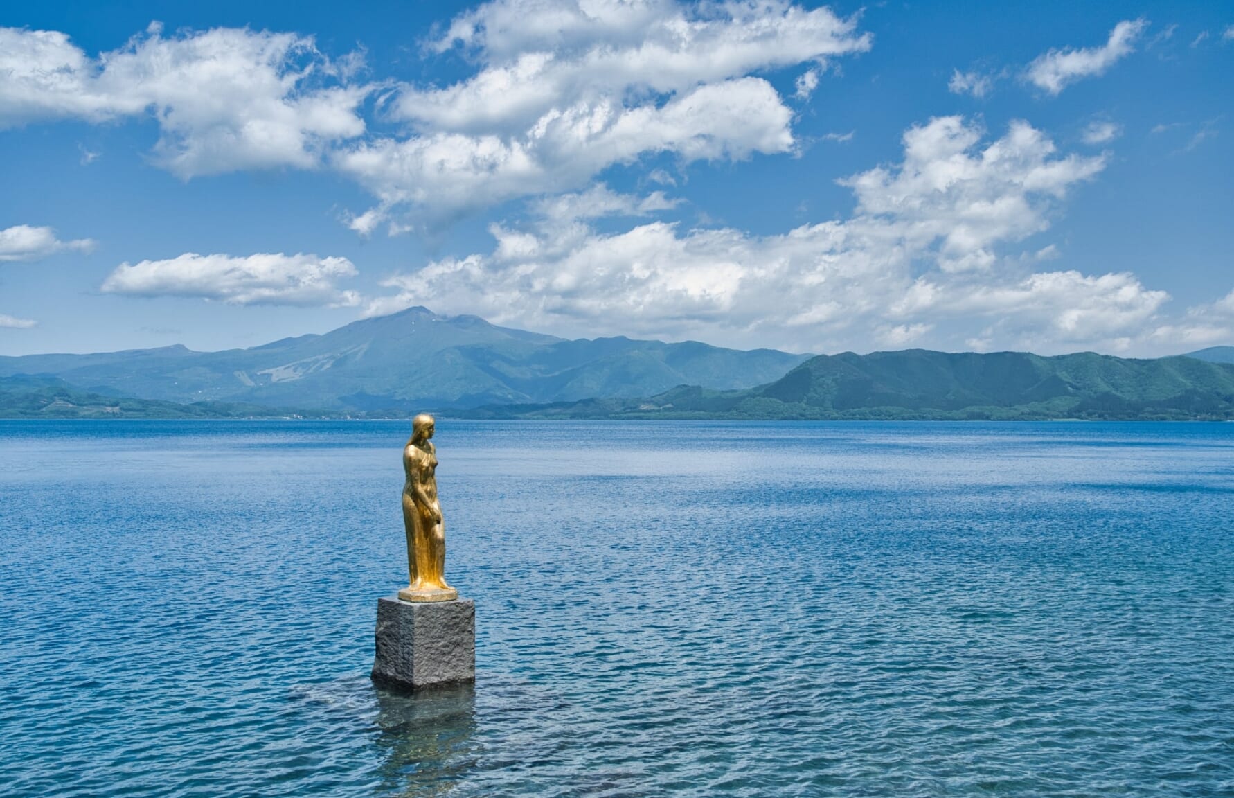 maiden Tatsuko at Lake Tazawa
