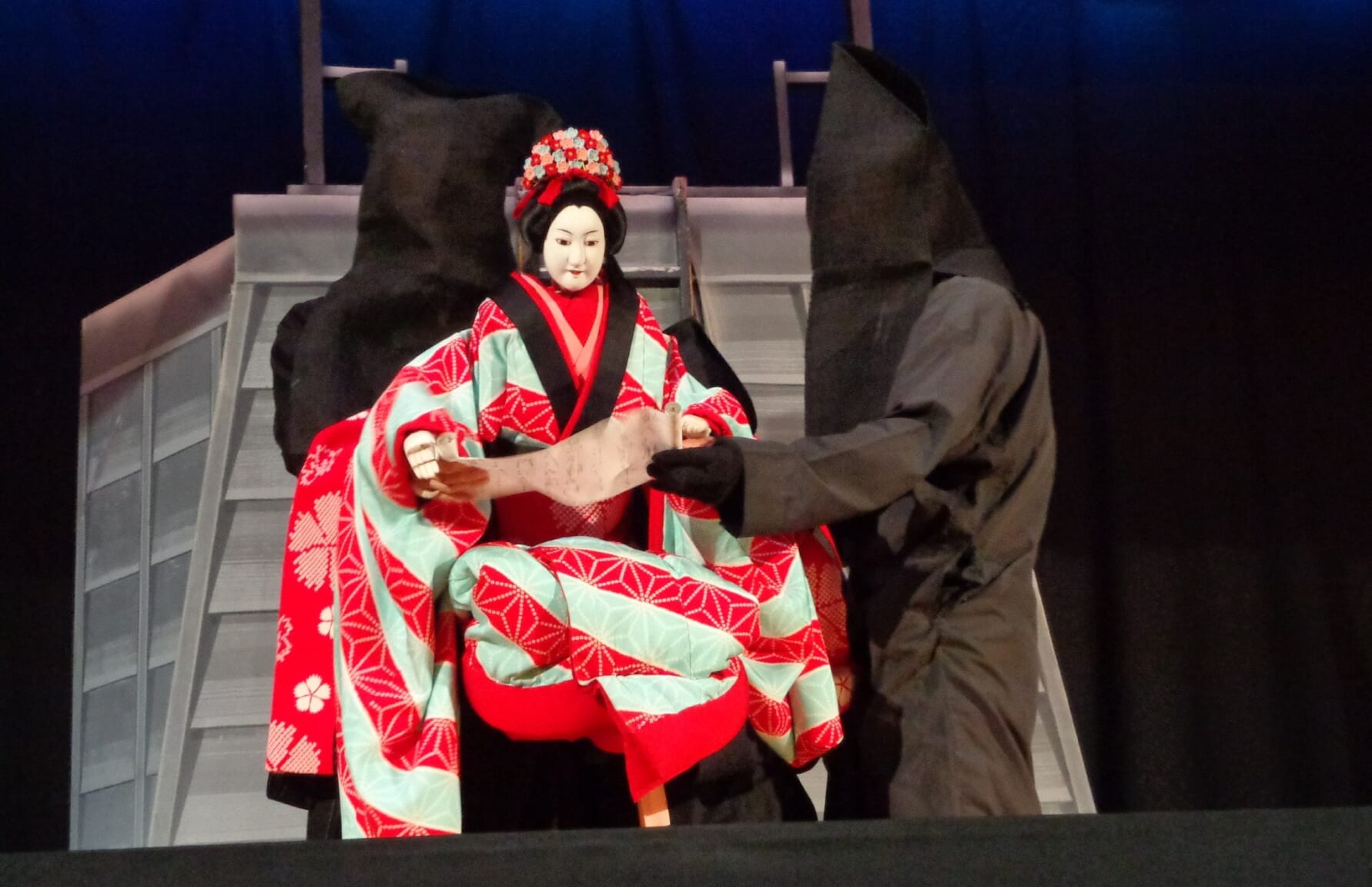 Bunraku puppet theater