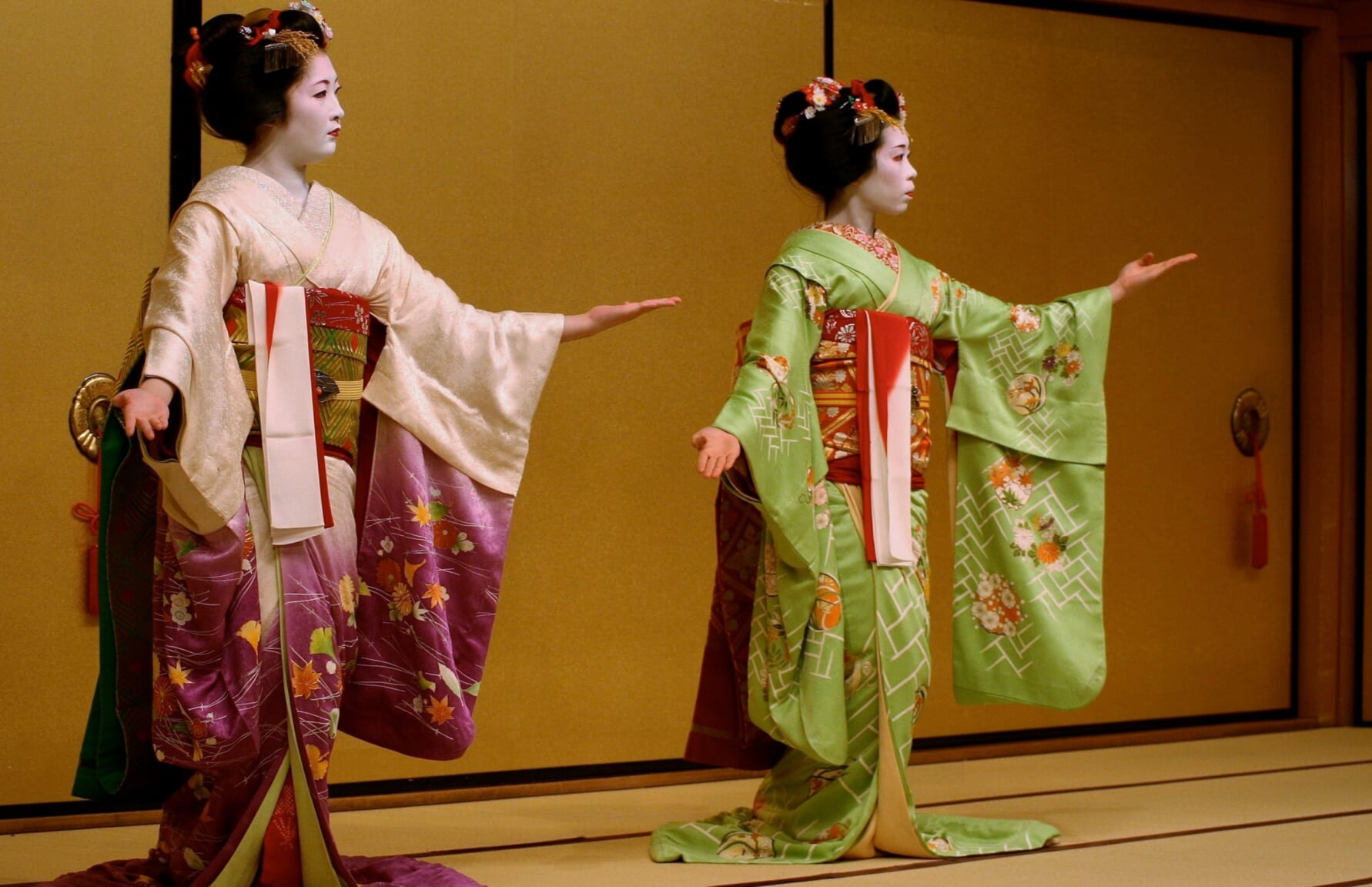 Geisha Performers