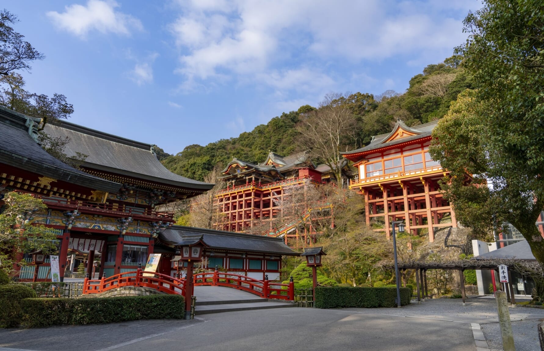 Yutoku Inari Shrine