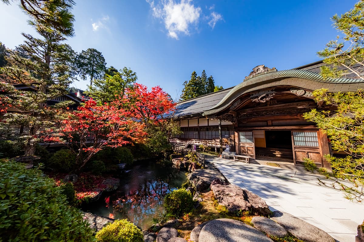 Ekoin Temple