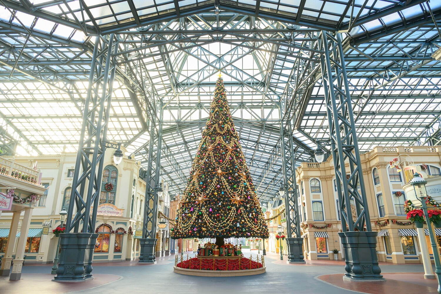 Tokyo Disney Christmas 2024