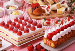 Best Strawberry Buffets in Tokyo