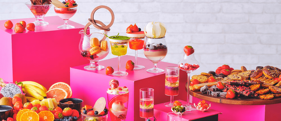 Craft Your Parfait Strawberry Sweets Buffet-min