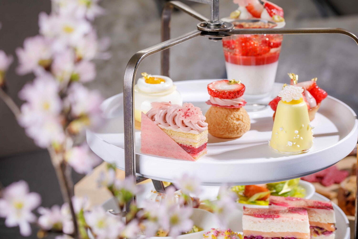 Four Seasons Hotel Tokyo Spring Afternoon Tea