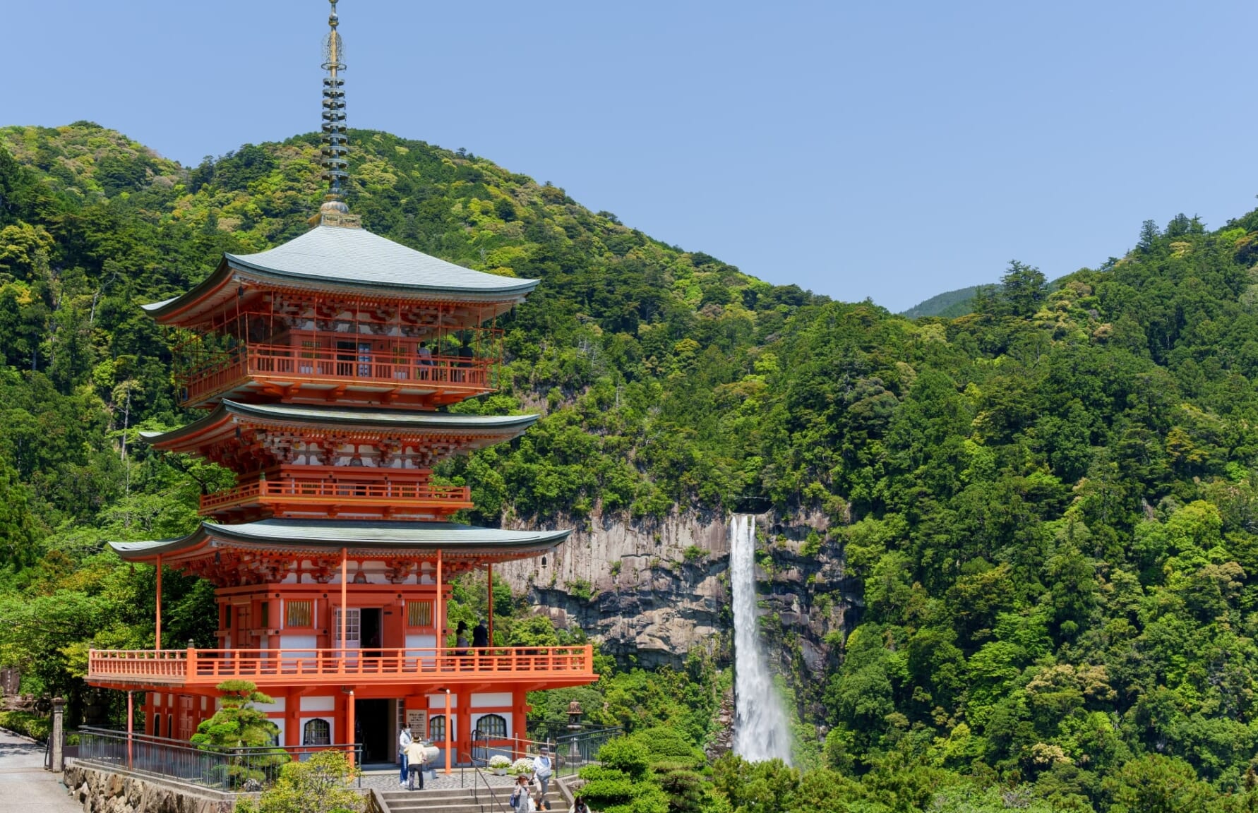 Nachi Falls with Seiganto-ji Pagoda
