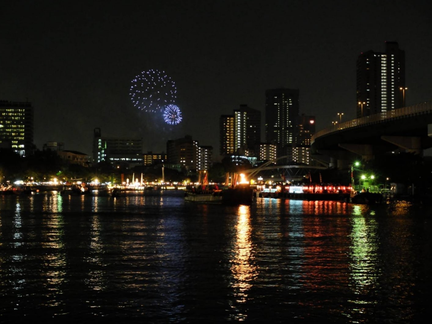 tenjin fireworks festival-min