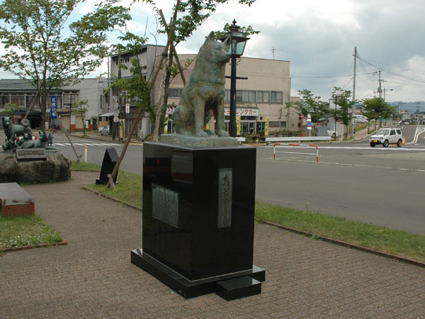 Hachiko Bronze statue in front of Odate Station