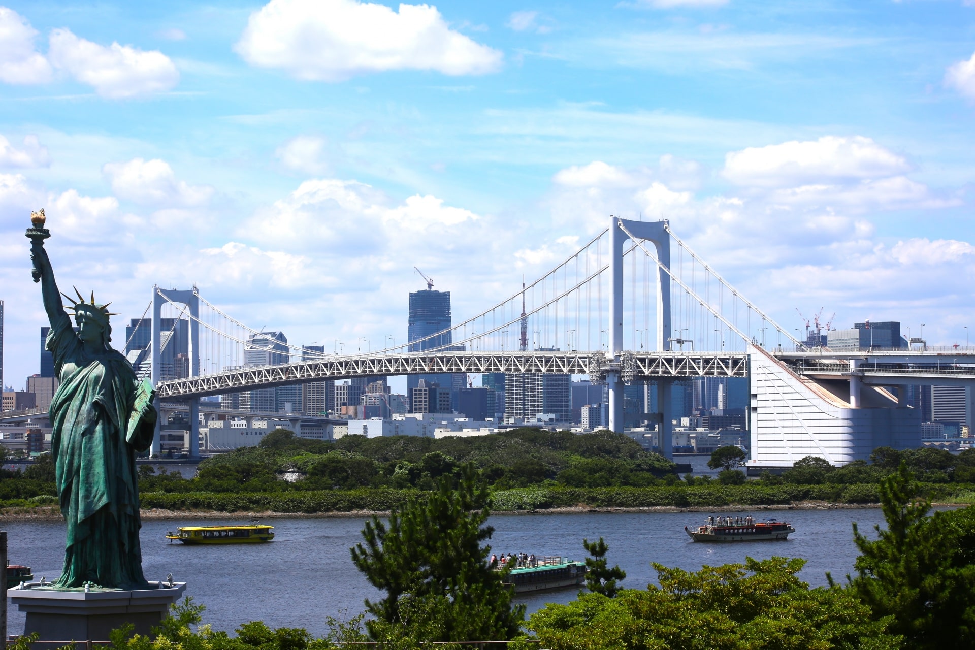 Rainbow Brioge as seen from Odaiba