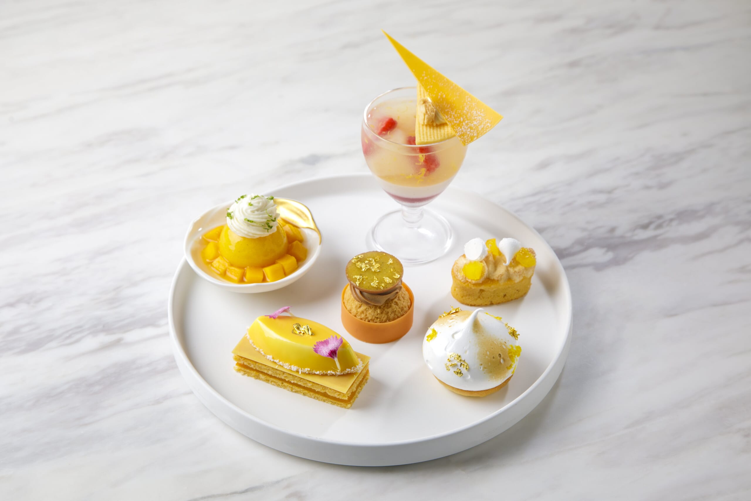 Yellow Afternoon Tea at Four Seasons Hotel Tokyo at Otemachi 