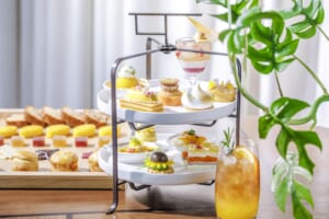 Golden Summer Afternoon Tea at Four Seasons Hotel Tokyo at Otemachi