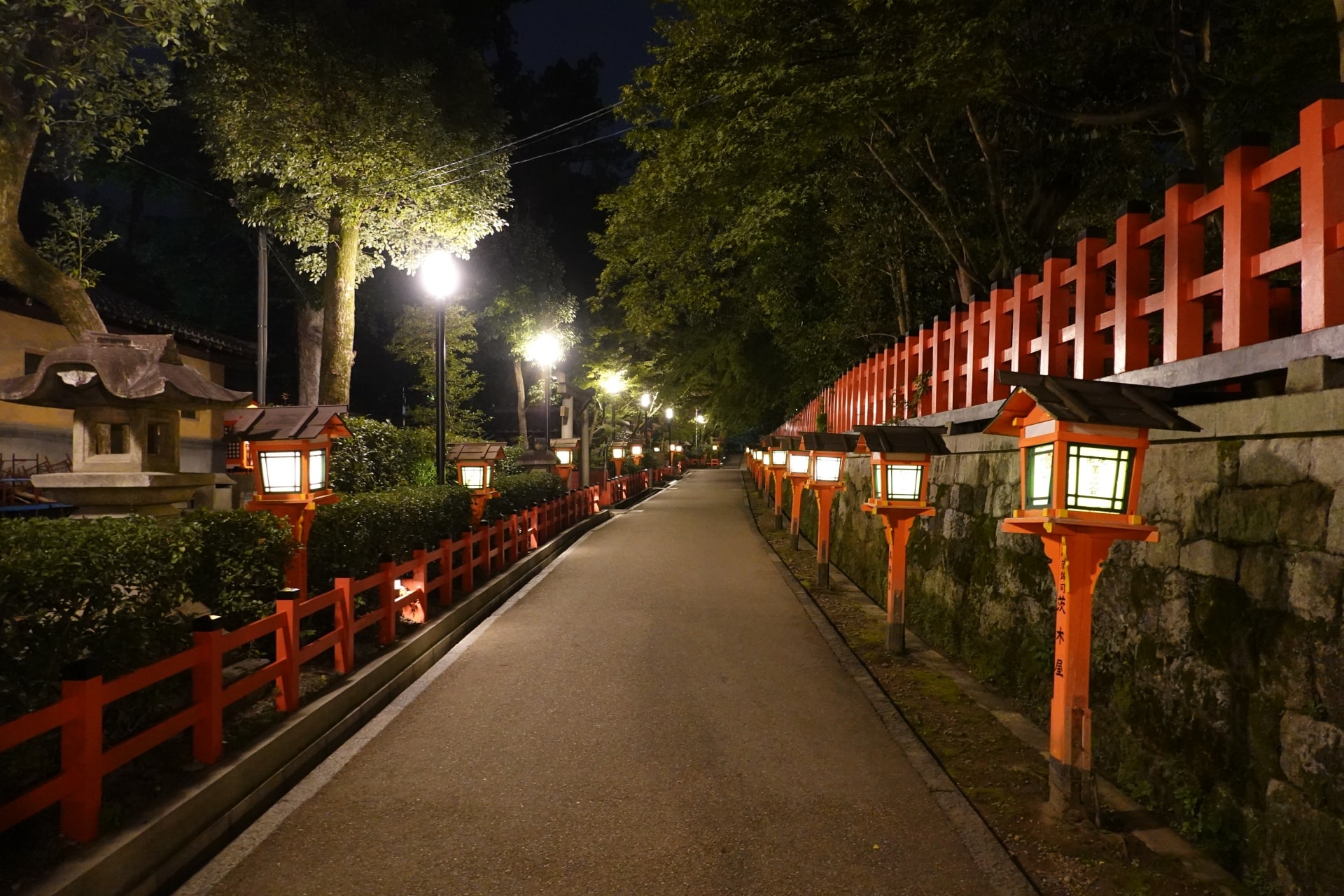 Lantern path at Yasaka Shrine