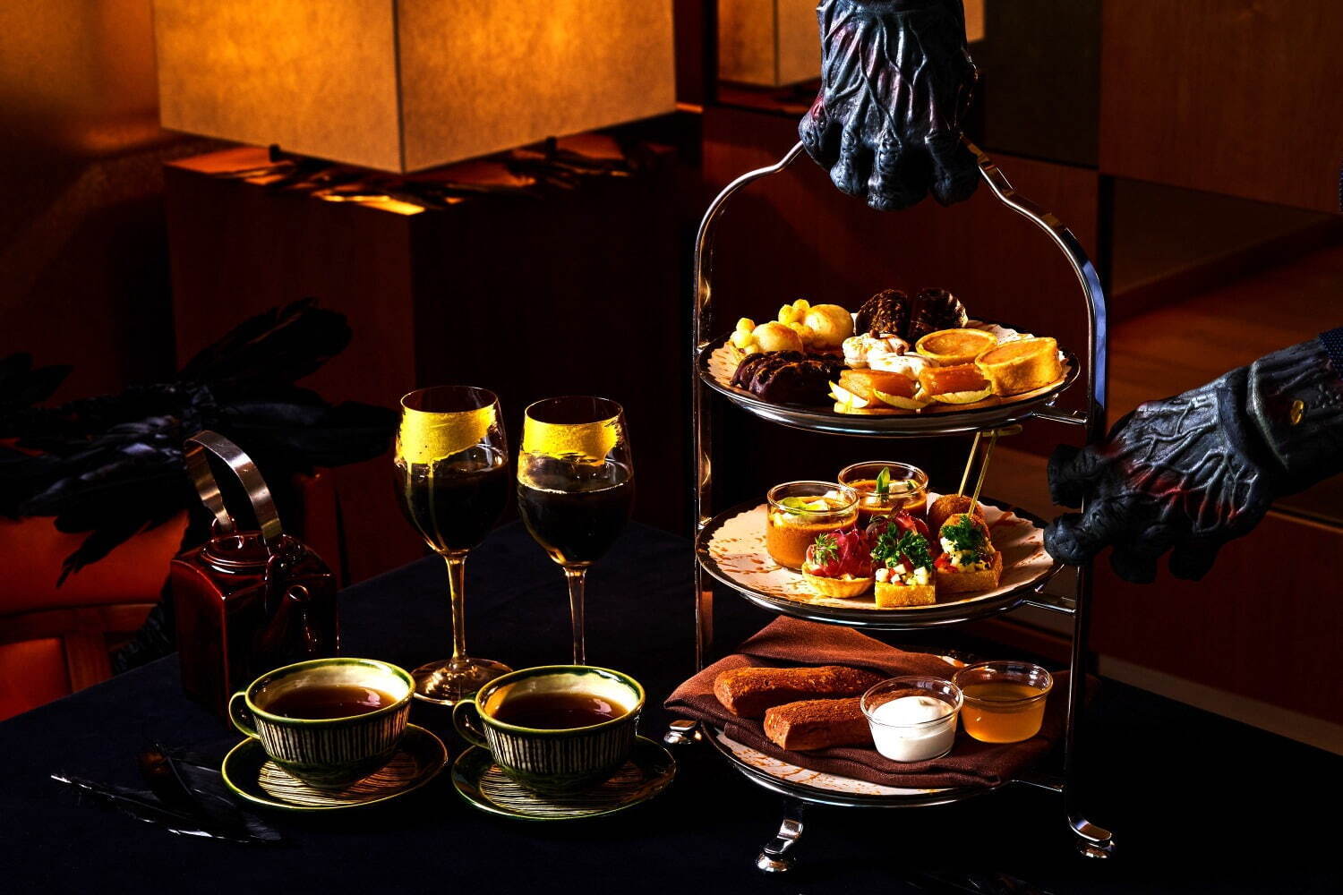 Andaz Tokyo Halloween Afternoon Tea