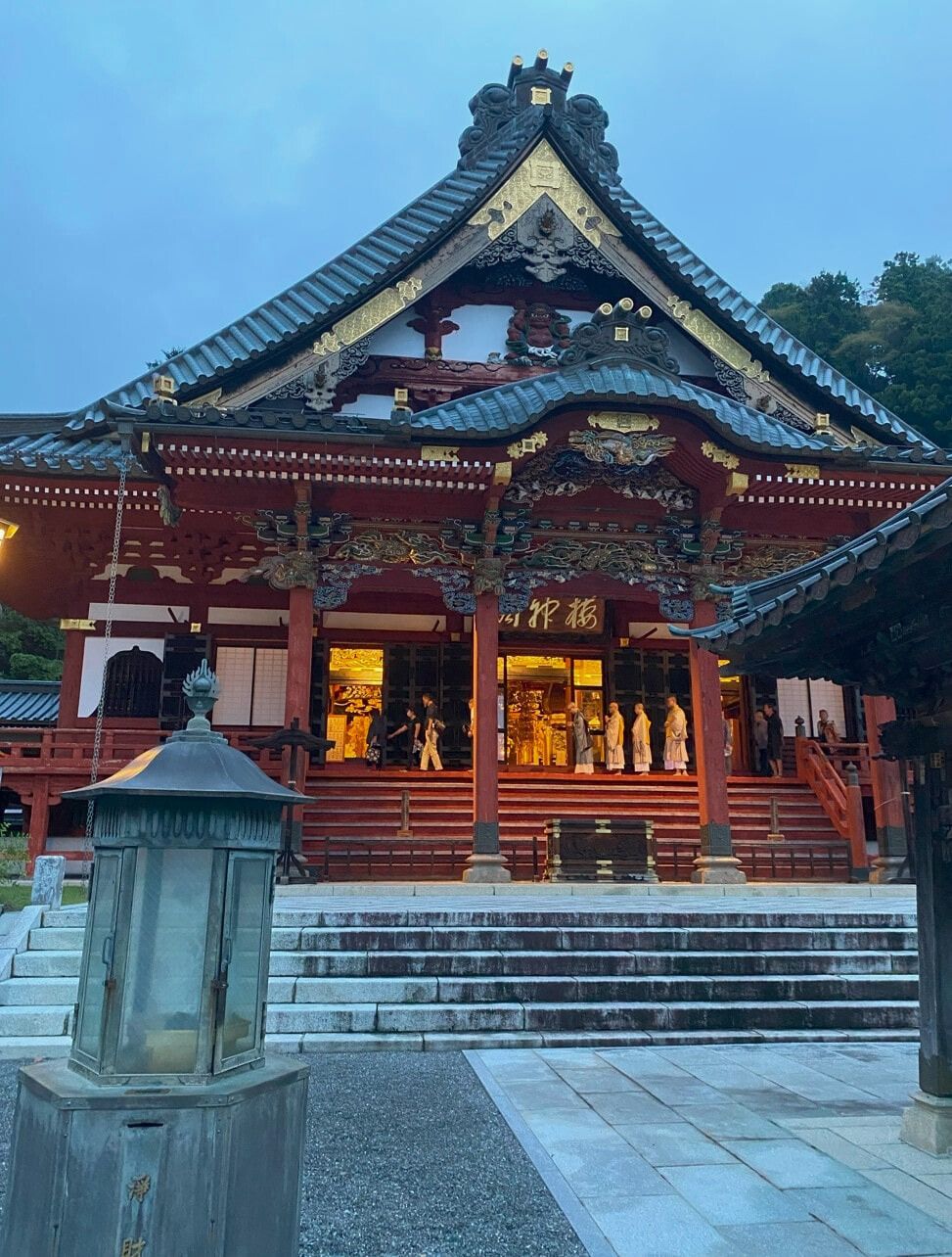 Kuonji Temple monks heading to the main hall