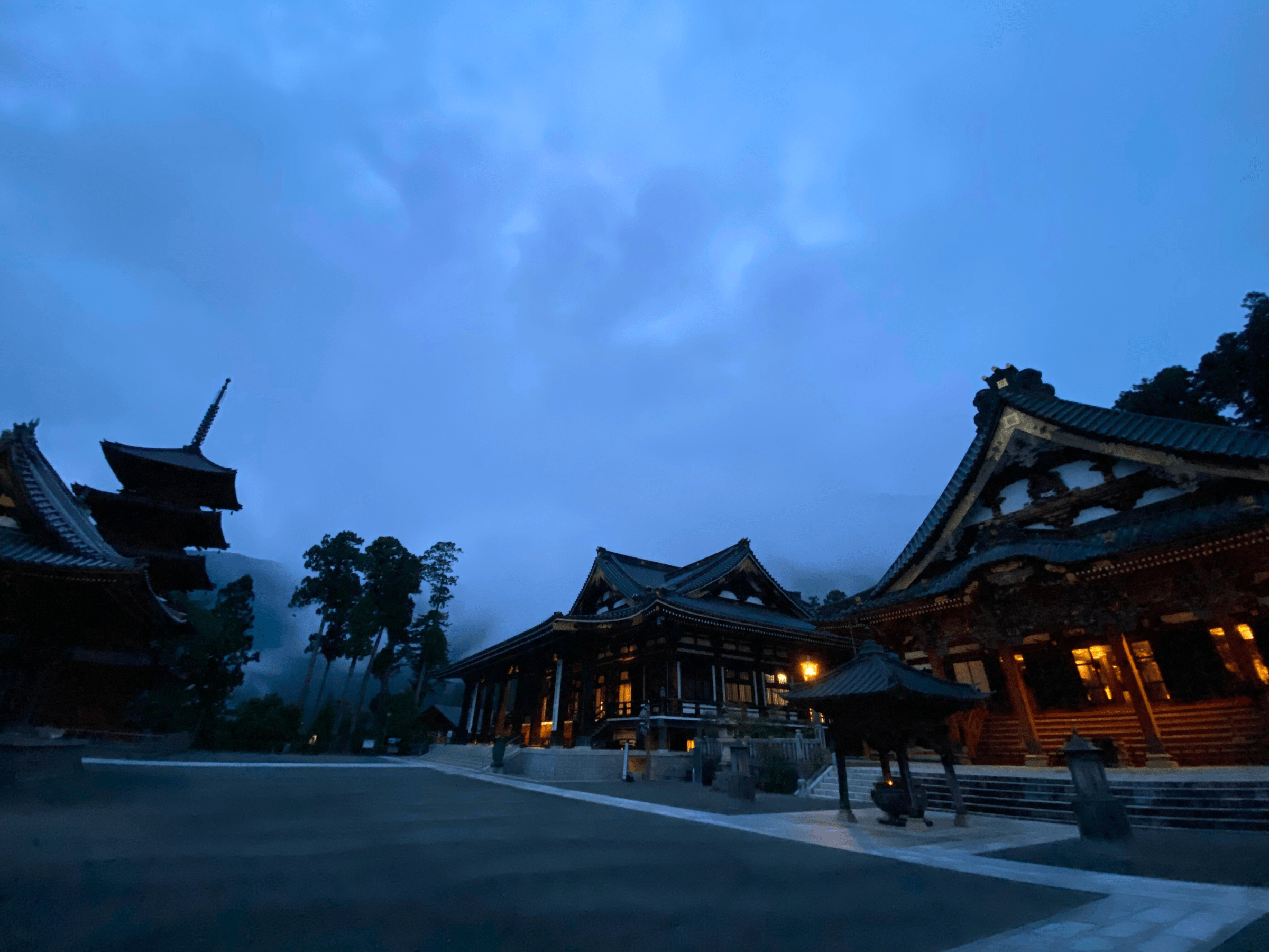 Kuonji Temple early morning