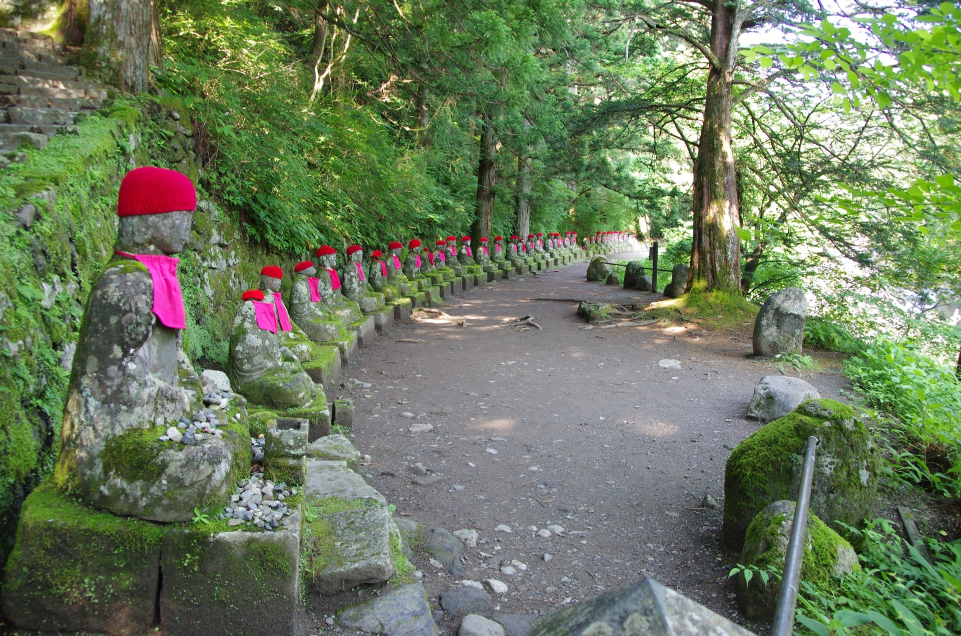 Bake Jizo at Kanmangafuchi Abyss