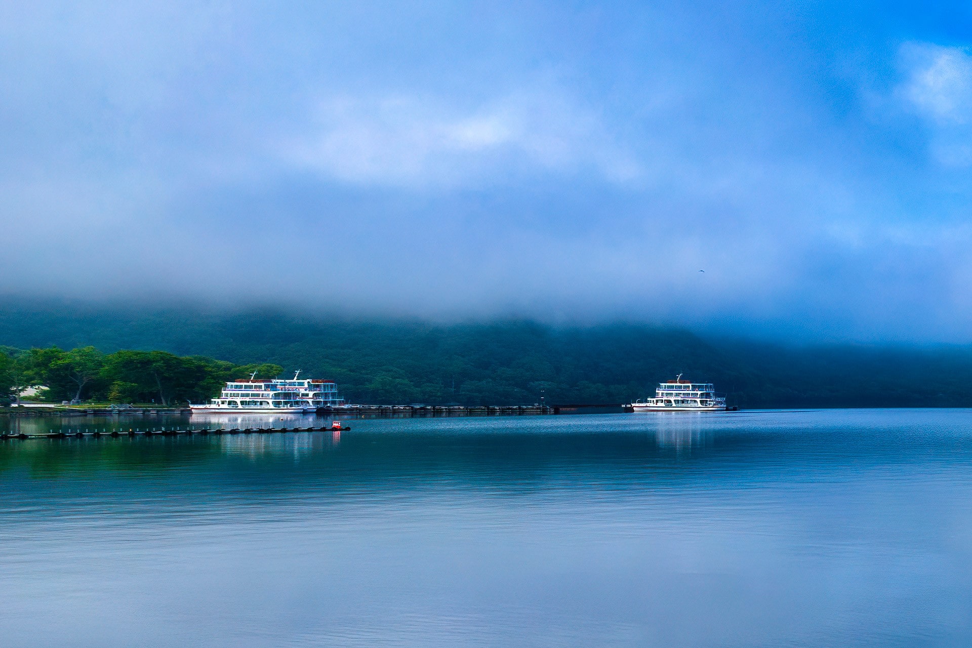 Cruise at Lake Towada at Towada-Hachimantai National Park