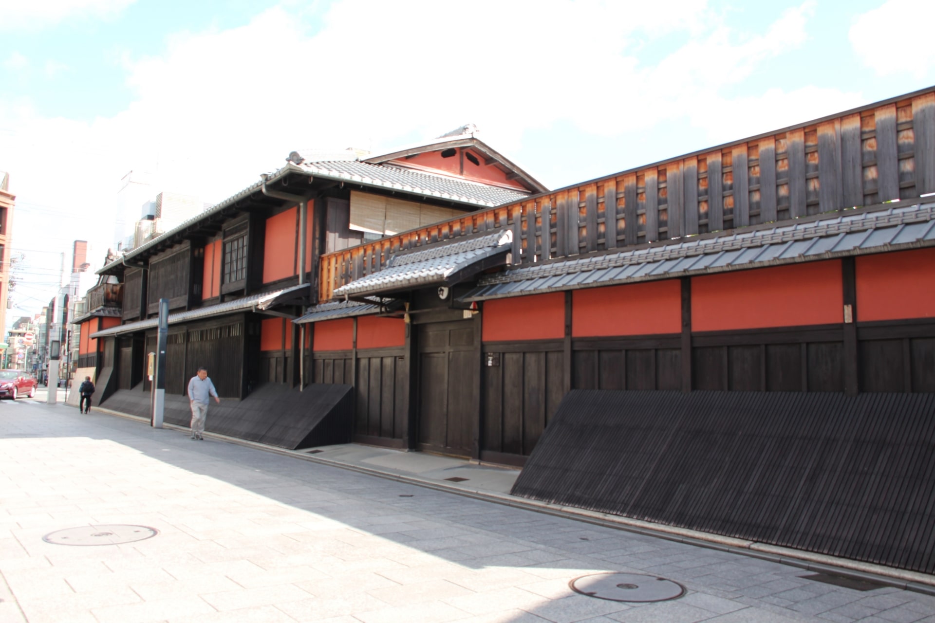 Hanamikoji Street