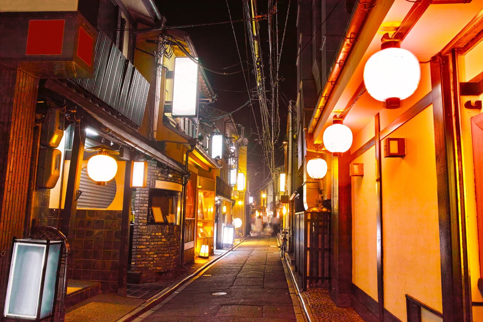 Pontocho Alley at night