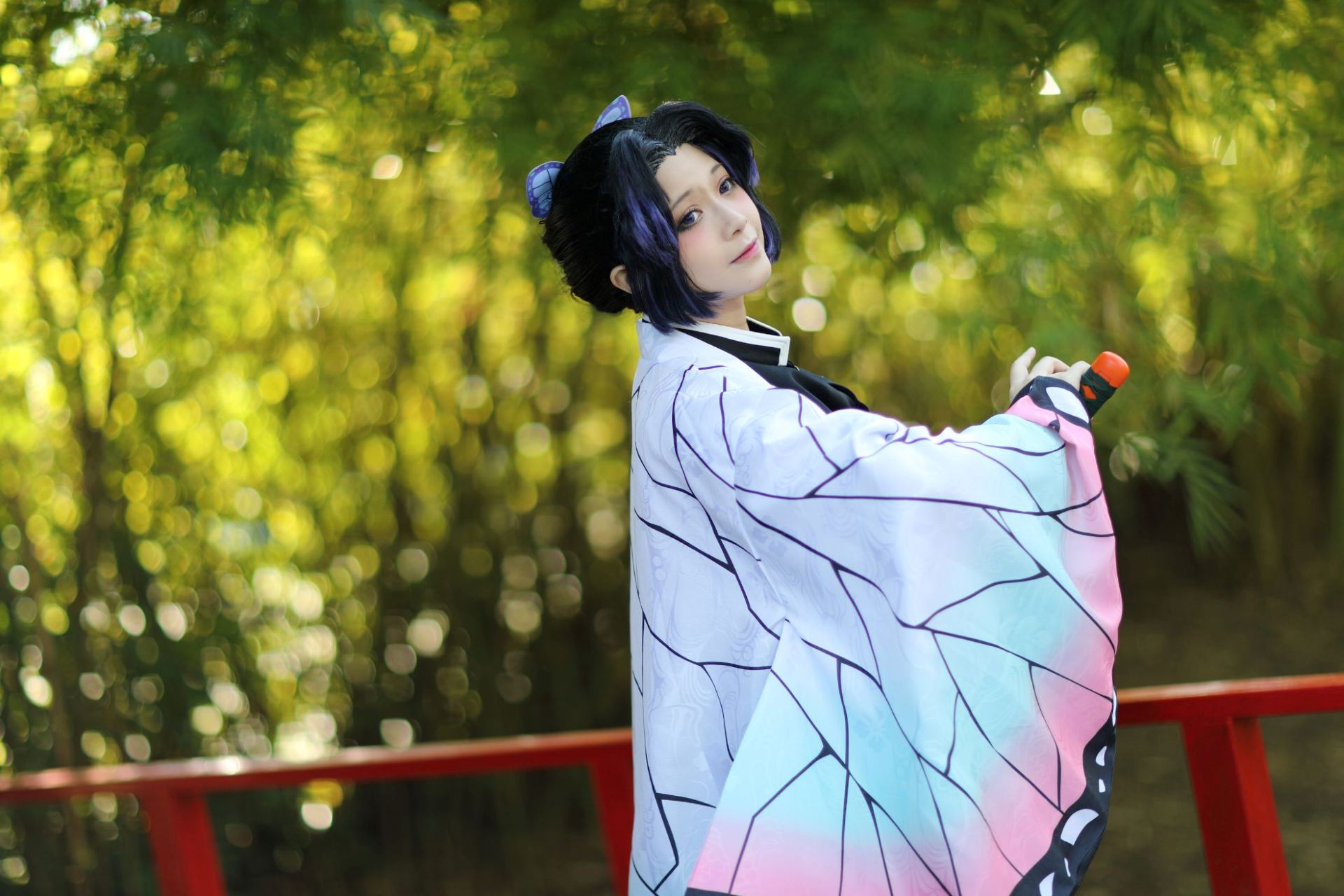 Girl in Kimetsu no Yaiba cosplay